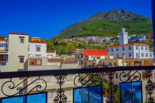 CASA RAYAN CASA RAYAN