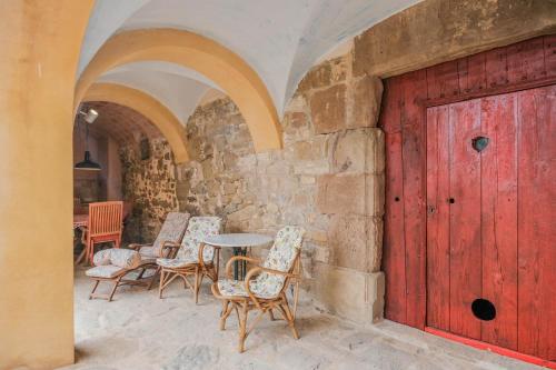 入口, Rectoria de Castellar in 拉巴爾德比亞尼亞