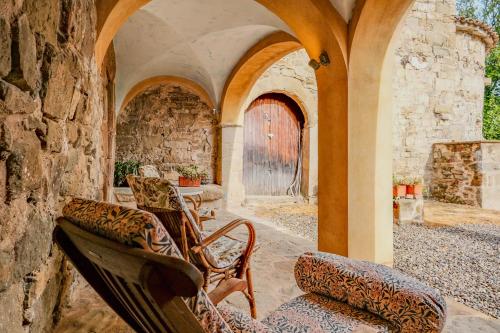 設施, Rectoria de Castellar in 拉巴爾德比亞尼亞