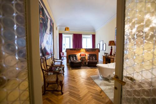 Suite with City View