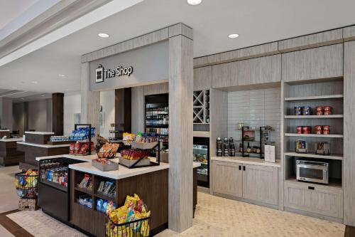 Hilton Garden Inn Omaha East/Council Bluffs - image 6