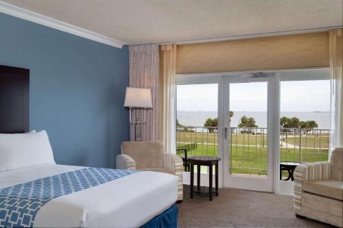 Safety Harbor Resort & Spa Trademark Collection by Wyndham