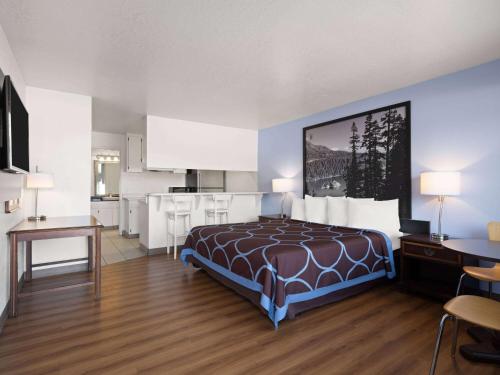 鄧尼根溫德姆速8酒店 (Super 8 by Wyndham Dunnigan) in 鄧尼根