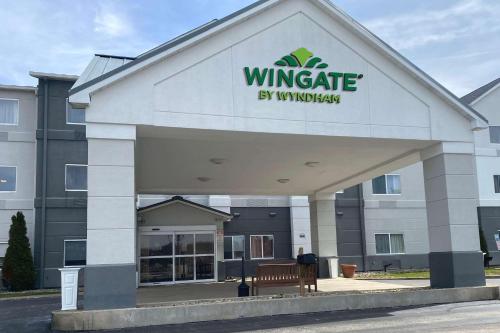 Wingate by Wyndham Uniontown - Hotel