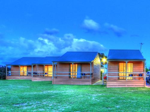Low Head Tourist Park In Australia - 