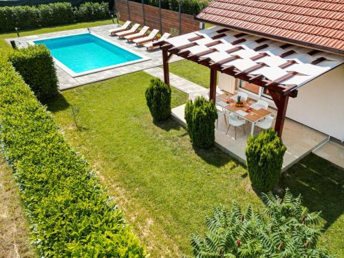 Villa Fila in Lučane