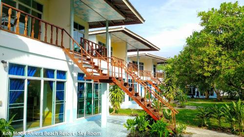 Exterior view, Koh Mook Riviera Beach Resort in Koh Mook