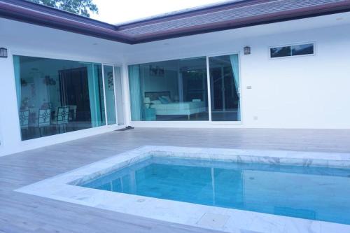 CoaSea Pool Villa - 3 Bedrooms 3.5 Bathrooms