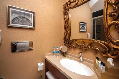 The Story Hotel Pera, Istanbul (photo 9)