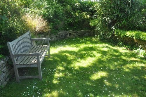 Spacious Thatched Cottage in West Lulworth, Dorset