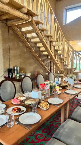 KyzArt Hotel & Horse Tours in Tuz