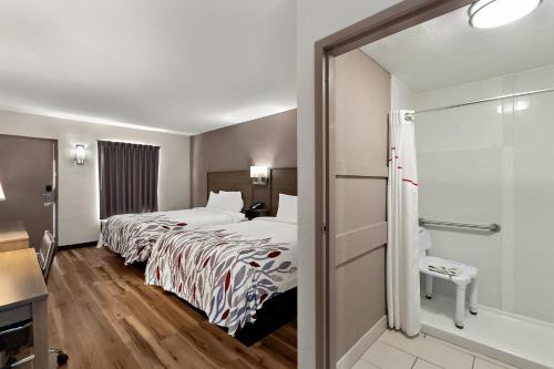 Deluxe Room with Two Queen Beds Disability Access Walk-In Shower Non-Smoking