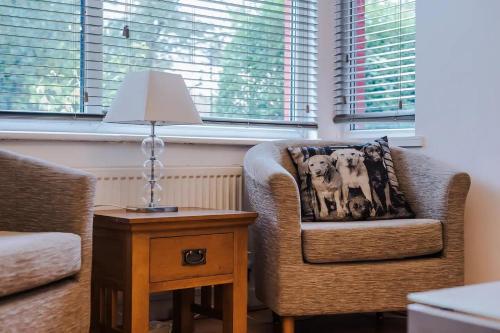 Spacious Home Near Manchester United Stadium - Pass the Keys, Манчестер (фото 9)