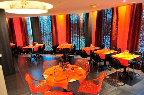 Restaurant, B&B HOME Lyon Centre Berthelot in Lyon