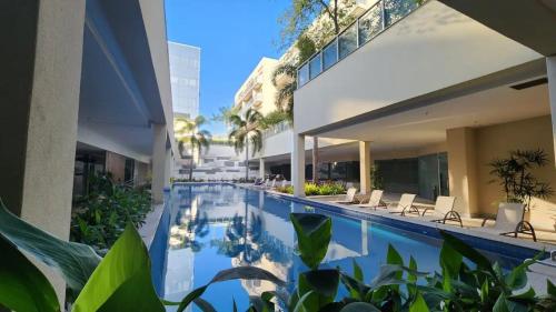 Suite privativa na Barra da Tijuca, RJ - Neolink Stay