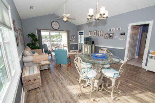 River Walk 301 by Palmetto Vacation Rentals in Myrtle Beach, USA