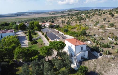 Gorgeous Apartment In San Giovanni Rotondo With Outdoor Swimming Pool