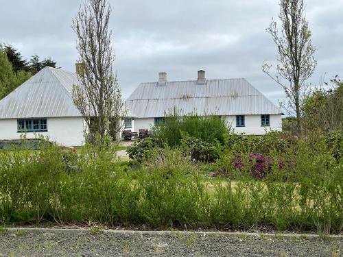 The Fishermen's House - charming and close to beach