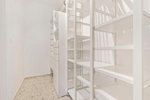LAM Modern Art Apartment - AC - Free parking, Bratislava (foto 8)