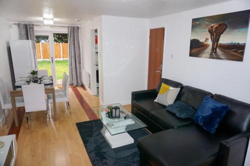 The Oasis - For Contractors and Individuals in Wigan