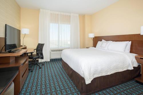 Fairfield Inn & Suites by Marriott Burlington