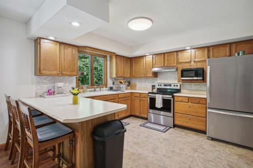 Kickapoo Creekside Escape in Danville, USA