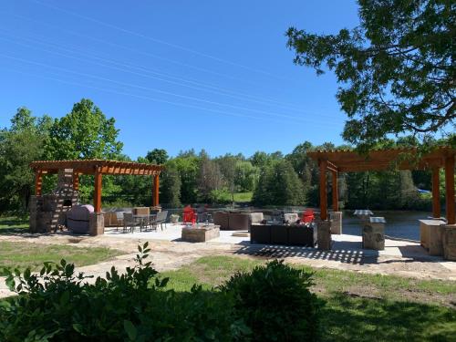 Accommodation in Ontario
