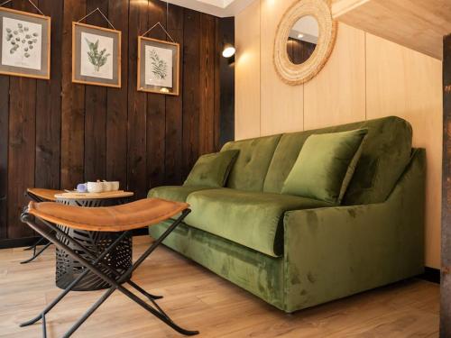 Le repère nature SPA - Lodges de Bonfruit (Le repere nature SPA - Lodges de Bonfruit) in Шоме-ан-Брі
