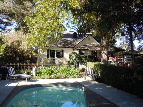 Double or Twin Room with Pool View