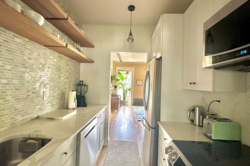 Relaxing & cozy SPA. apt in Brooklyn mins to MHTN in Brooklyn, USA