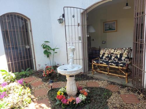 Casa 5 quartos ar cond piscina churrasqueira a 550 m da praia in Jardim Virginia