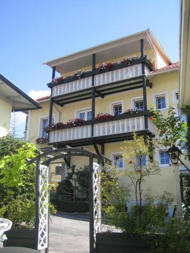 Pension & Apartments Ertl