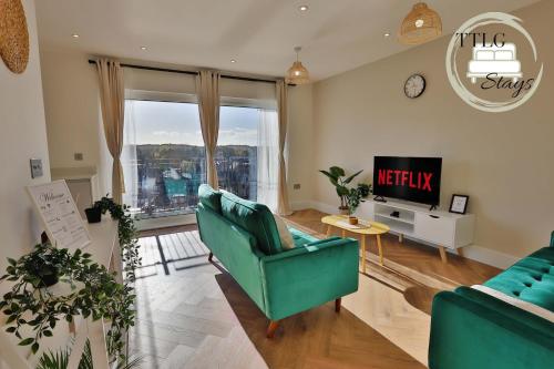 Modern City Escape by TTLG Stays - Apartment - Rickmansworth