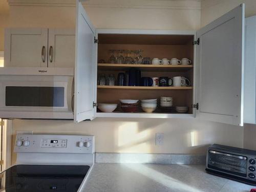 Konyha, Near Marist/Vassar/Culinary Inst./Historic Sites! in Arlington (NY)