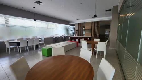 Suite privativa na Barra da Tijuca, RJ - Neolink Stay