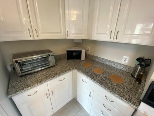 Boston 2bd- Walk to Harvard, MIT, subway Parking in Somerville, USA
