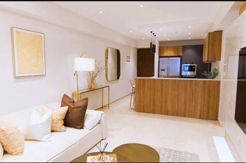 Spacious Executive Luxury Apartment