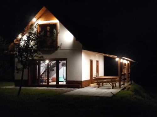 Leśna Chata domek z balią