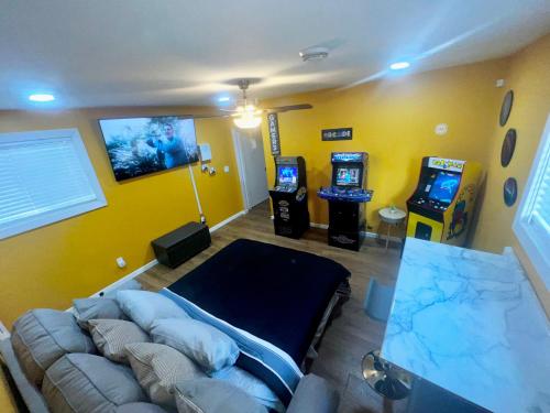 Luxury Home near Notre Dame with Arcade Room