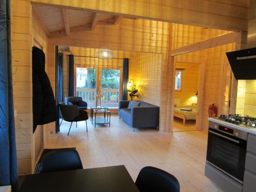 HderH - Eco Lodge op vakantiepark De IJsvogel, zwembaden, kids fun, natuur en rust, Voorthuizen (fotografie 8)