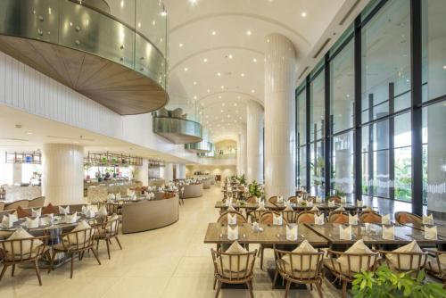 Food and beverages, Villa FLC Sam Son - Canh Be Boi Vo Cuc in Thanh Hoá / Sầm Sơn Beach