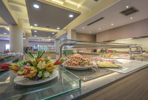 Azure Resort & SPA – Tsilivi, SC
