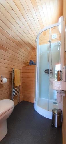 Robin- Ensuite Glamping Pod