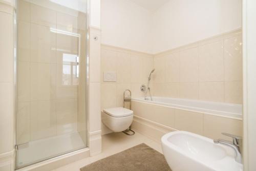 Milosrdnych Apartments - image 12