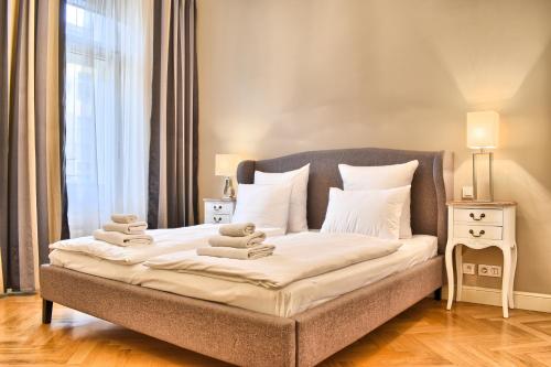 Milosrdnych Apartments - image 2