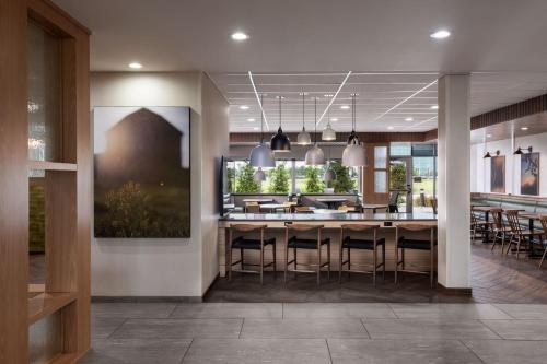 Fairfield Inn & Suites by Marriott Cleveland Tiedeman Road - image 14