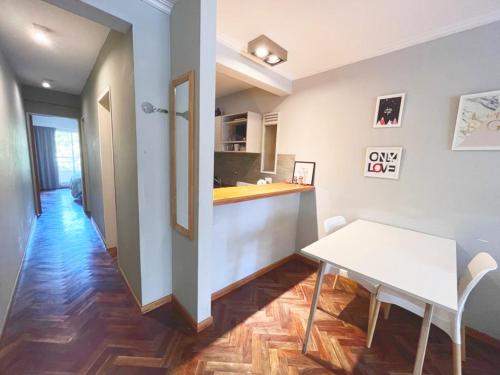One-Bedroom Apartment image 2