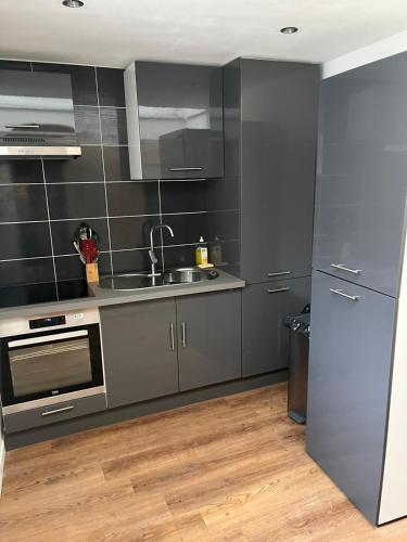 köök, DUPLEX REFAIT NEUF à MONCHAUX SORENG (DUPLEX REFAIT NEUF a MONCHAUX SORENG) in Blangy-sur-Bresle