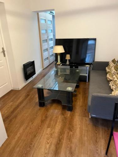 Jagatud salong / TV-ala, DUPLEX REFAIT NEUF à MONCHAUX SORENG (DUPLEX REFAIT NEUF a MONCHAUX SORENG) in Blangy-sur-Bresle