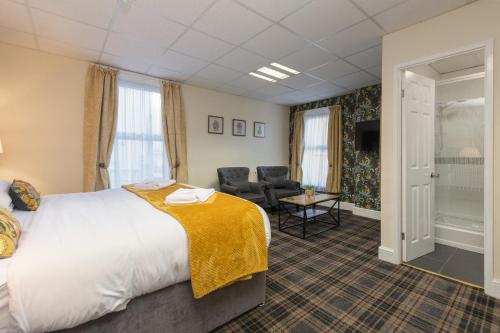 Superior King Room image 2